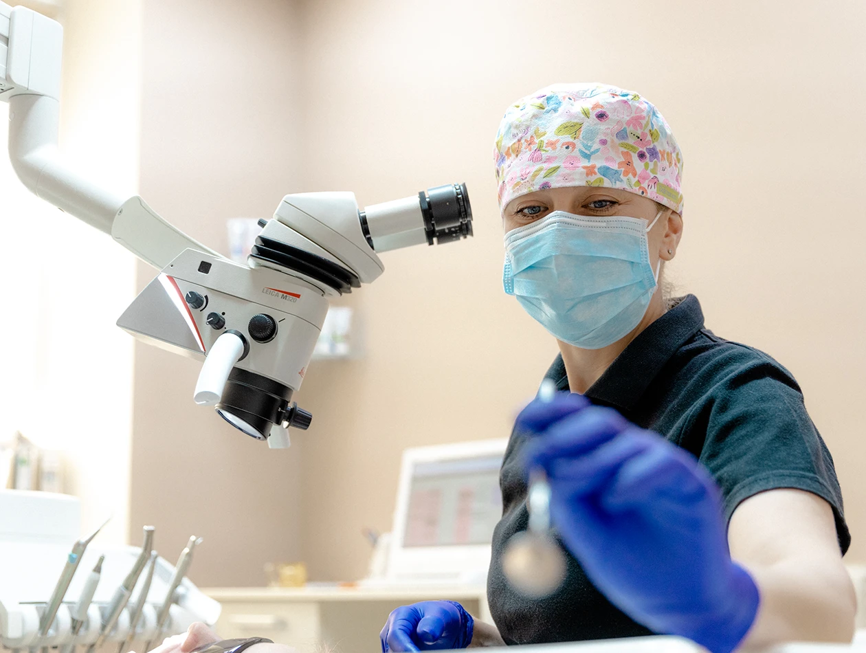 Реставрація зубів Реставрація зубів